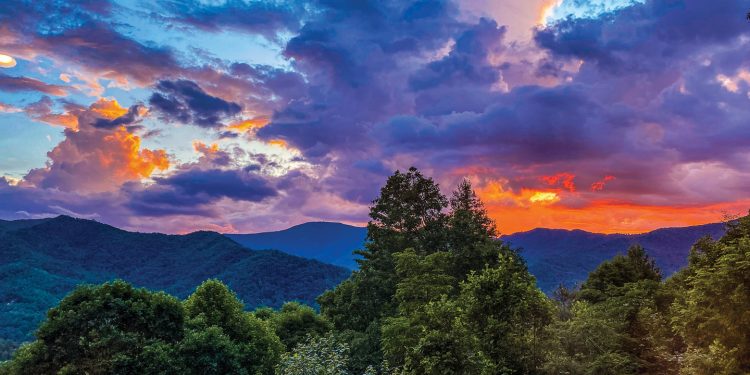 A COVID-cation: Nothing soothes the soul quite like a 2,000-mile road trip to the Majestic Smoky Mountains with the family
