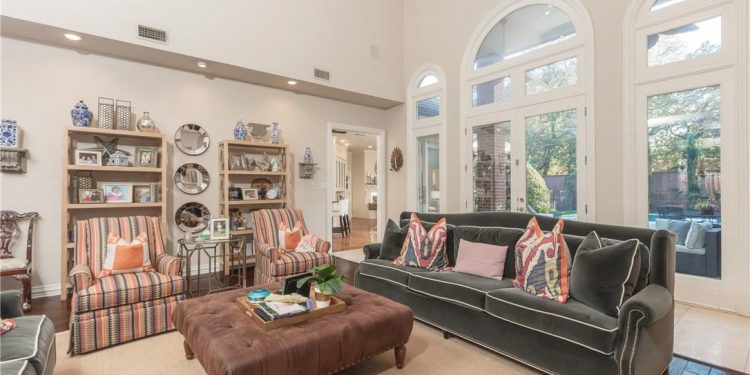 Home SWEET! Home: This ‘before/after’ project shows how some small changes can make a big difference