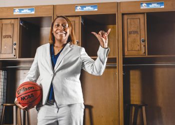 UTA hoops coaches are primed for success