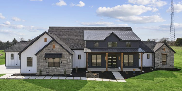 This Home Demonstrates Creativity at the Forefront of Custom Builds