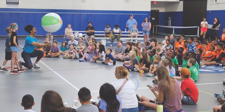 Mansfield steps up for Summer Reading Challenge