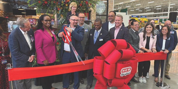 The wait is over, H-E-B is here!