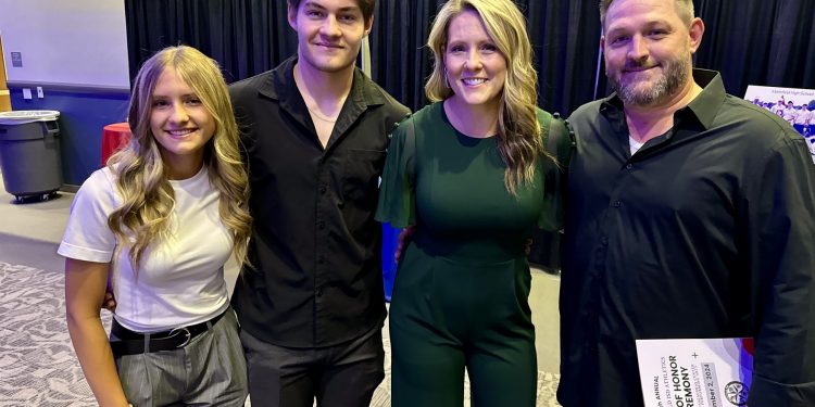 Mansfield ISD Hall of Honor inductees