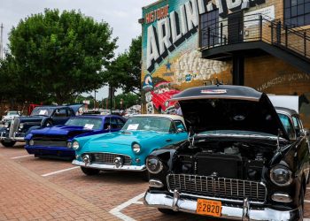 Downtown Arlington Classic Car Show