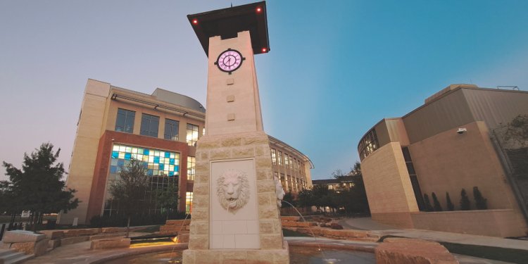 The Mineral Well: A Downtown Arlington Landmark for Nearly 60 Years